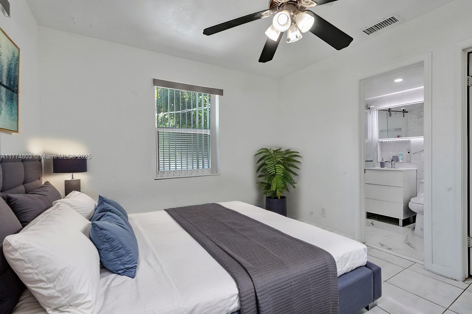 HOLLYWOOD PARK, OCEAN - Residential Income