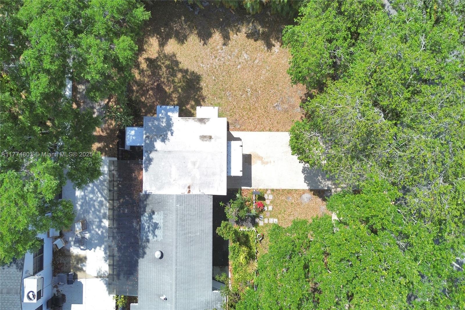 HOLLYWOOD PARK, OCEAN - Residential Income