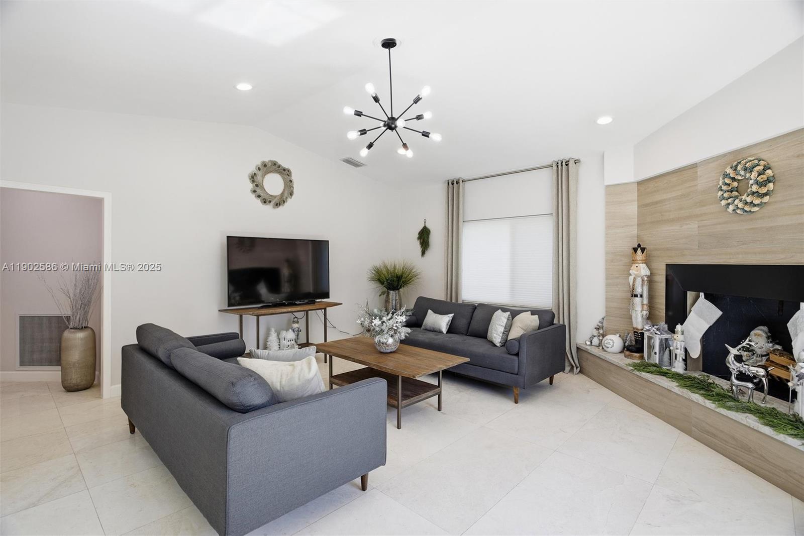 FLA FRUIT LANDS CO - Residential