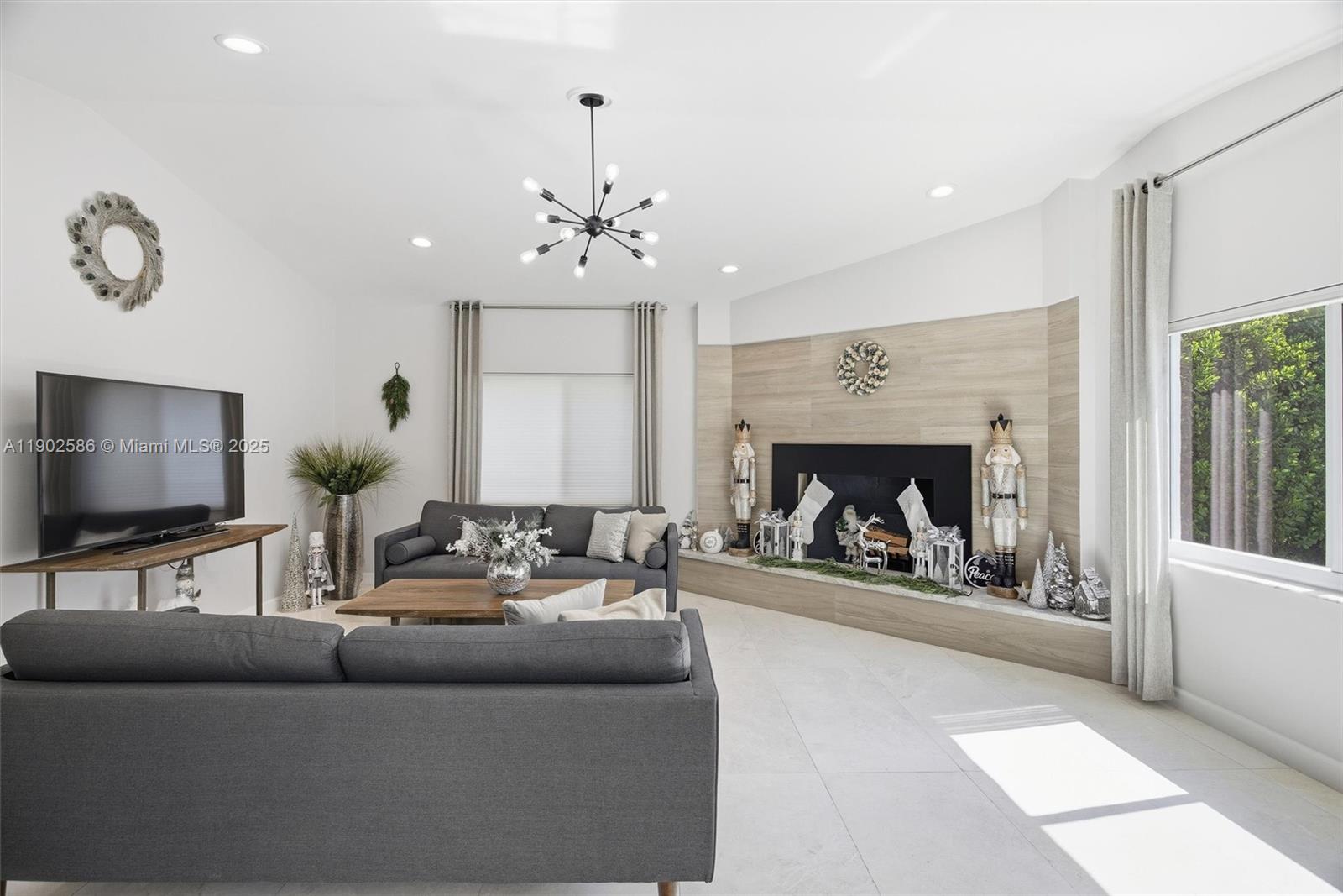 FLA FRUIT LANDS CO - Residential