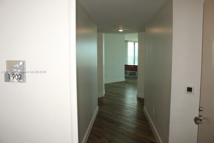 3131 NE 188th St 1-902