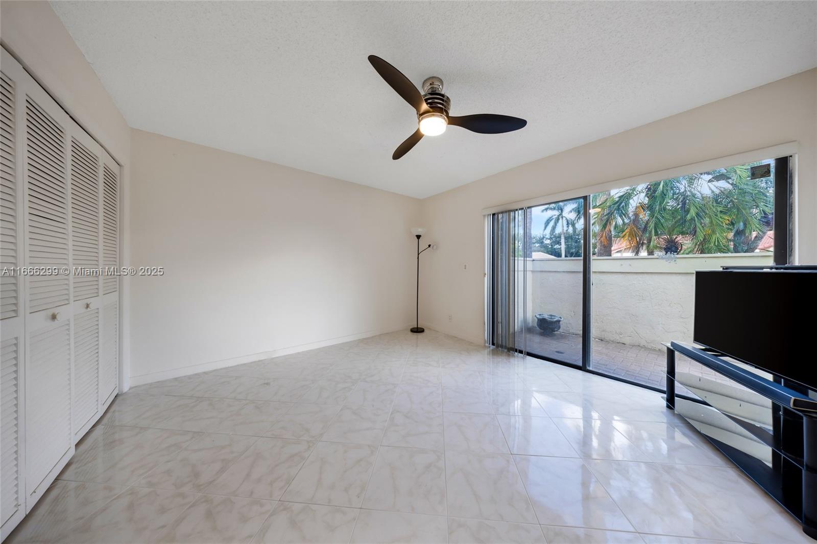 VILLAS DEL MAR UNIT 1 - Residential