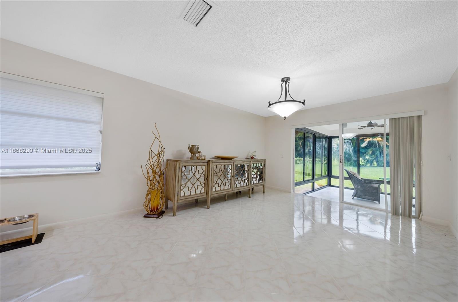 VILLAS DEL MAR UNIT 1 - Residential
