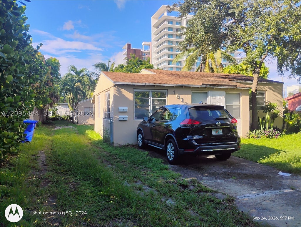 Photo of 1817 Coolidge St #2, Hollywood, FL 33020 (MLS # A12095434)