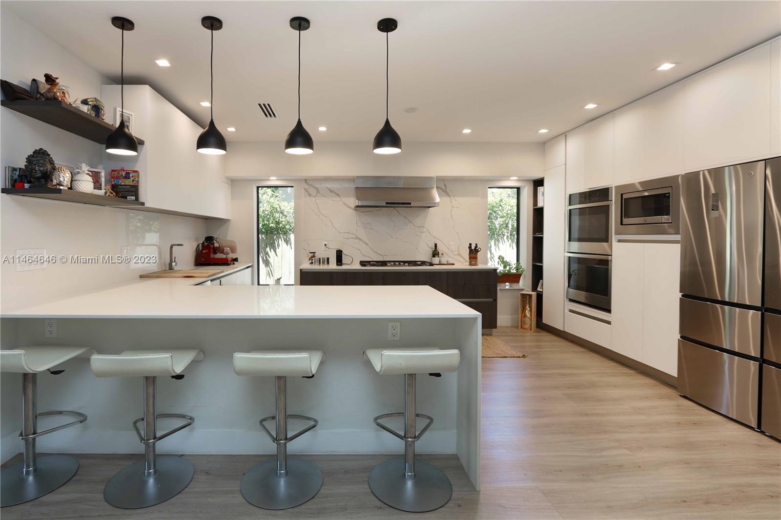 Miami Beach, Florida 33140, United States, 4 Bedrooms Bedrooms, ,3 BathroomsBathrooms,Residential,Active,69920