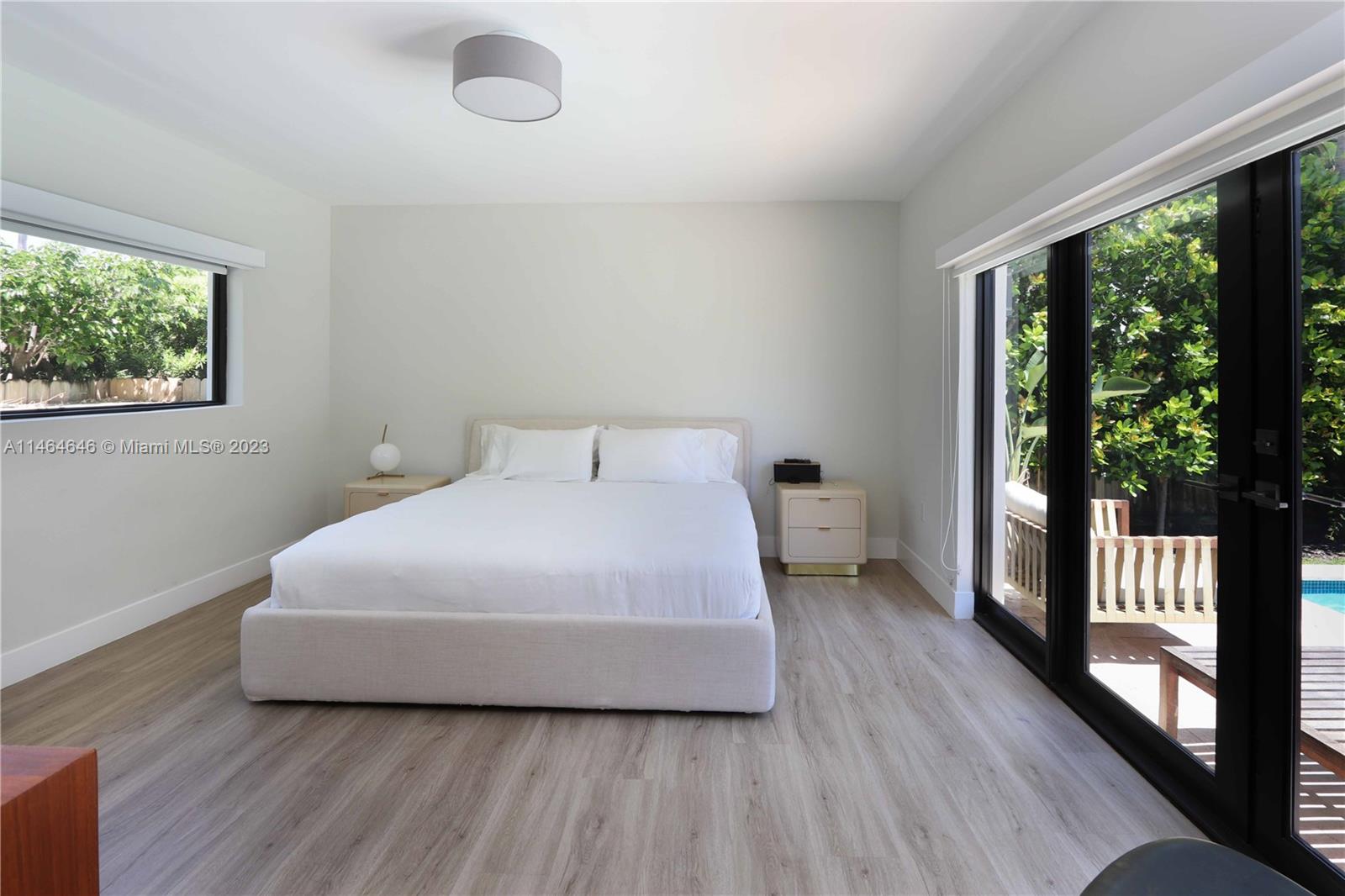 Miami Beach, Florida 33140, United States, 4 Bedrooms Bedrooms, ,3 BathroomsBathrooms,Residential,Active,69920