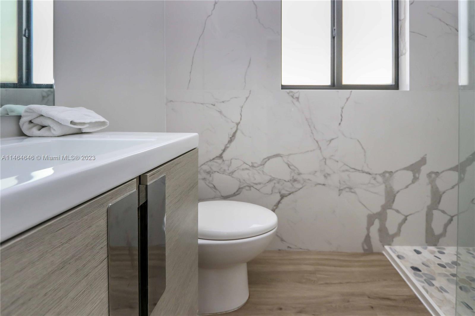 Miami Beach, Florida 33140, United States, 4 Bedrooms Bedrooms, ,3 BathroomsBathrooms,Residential,Active,69920