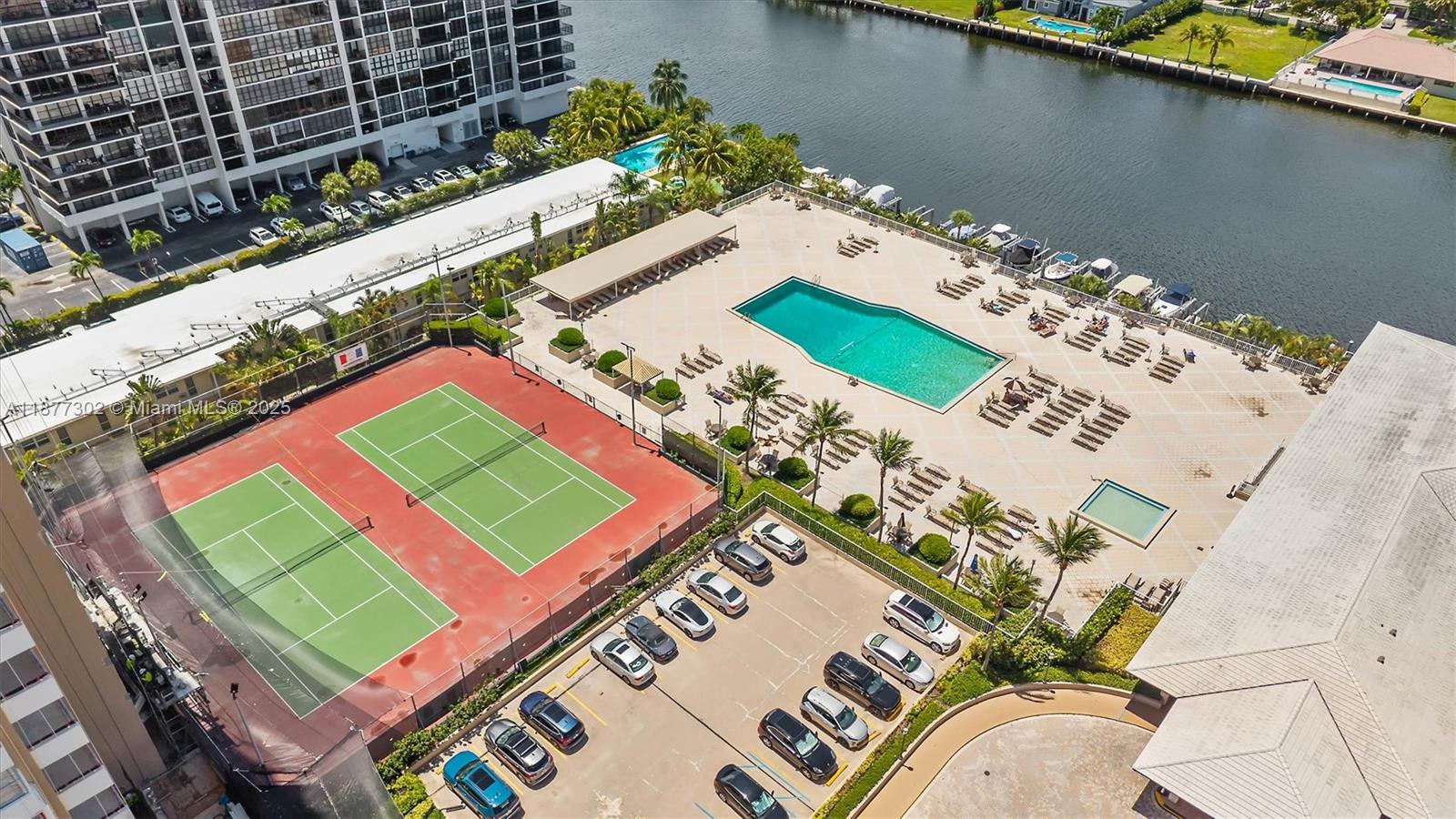 HEMISPHERES CONDO - Residential