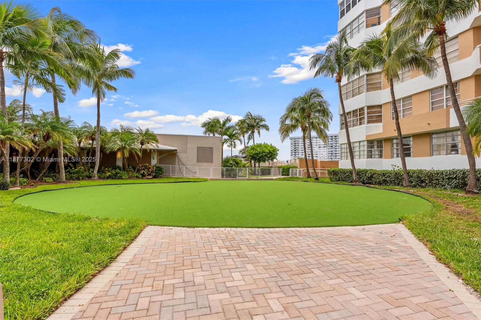 HEMISPHERES CONDO - Residential