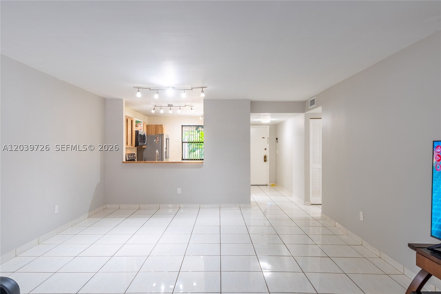 601 Ives Dairy Rd