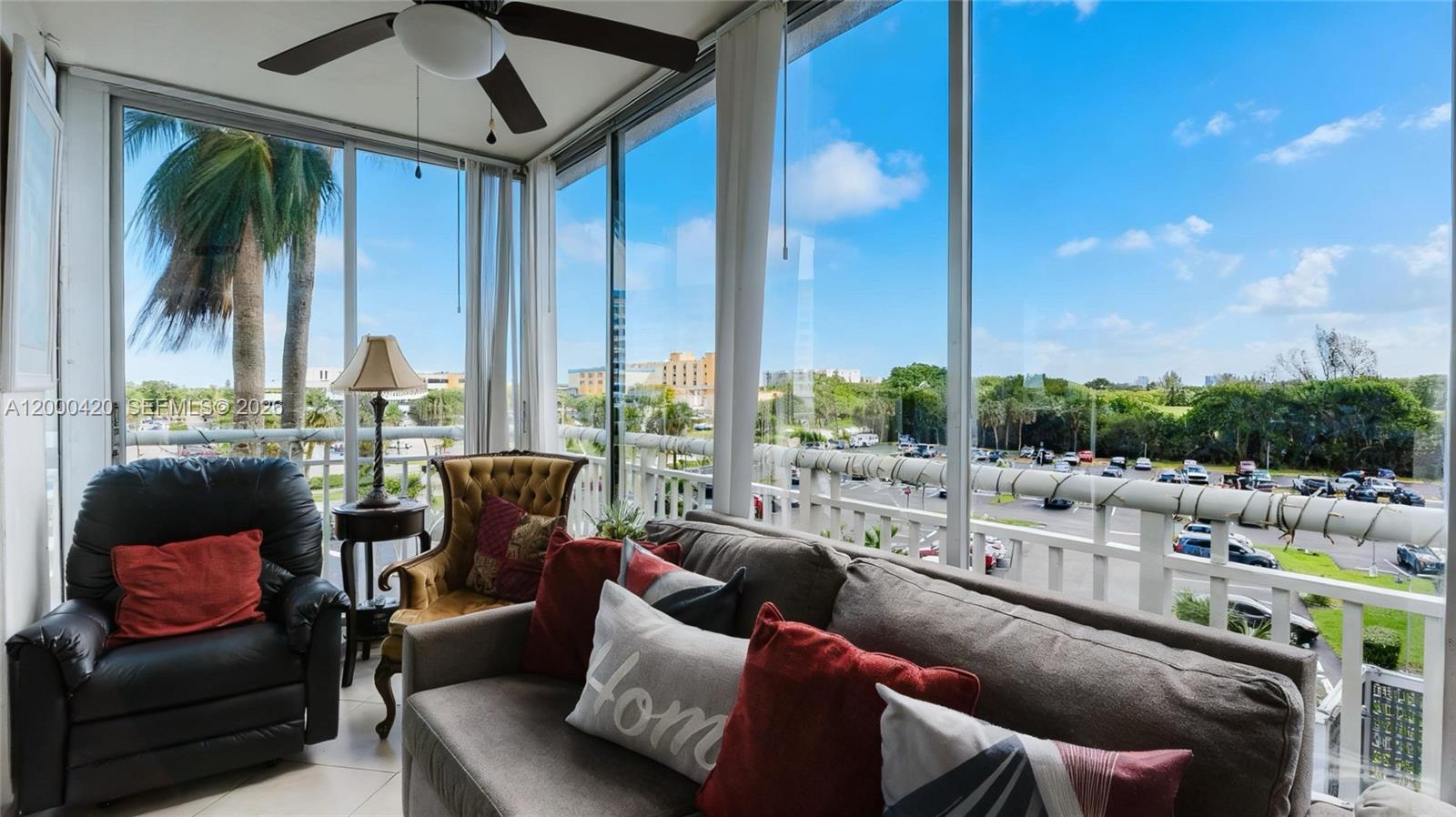 HILLCREST EAST NO 25 COND - Residential