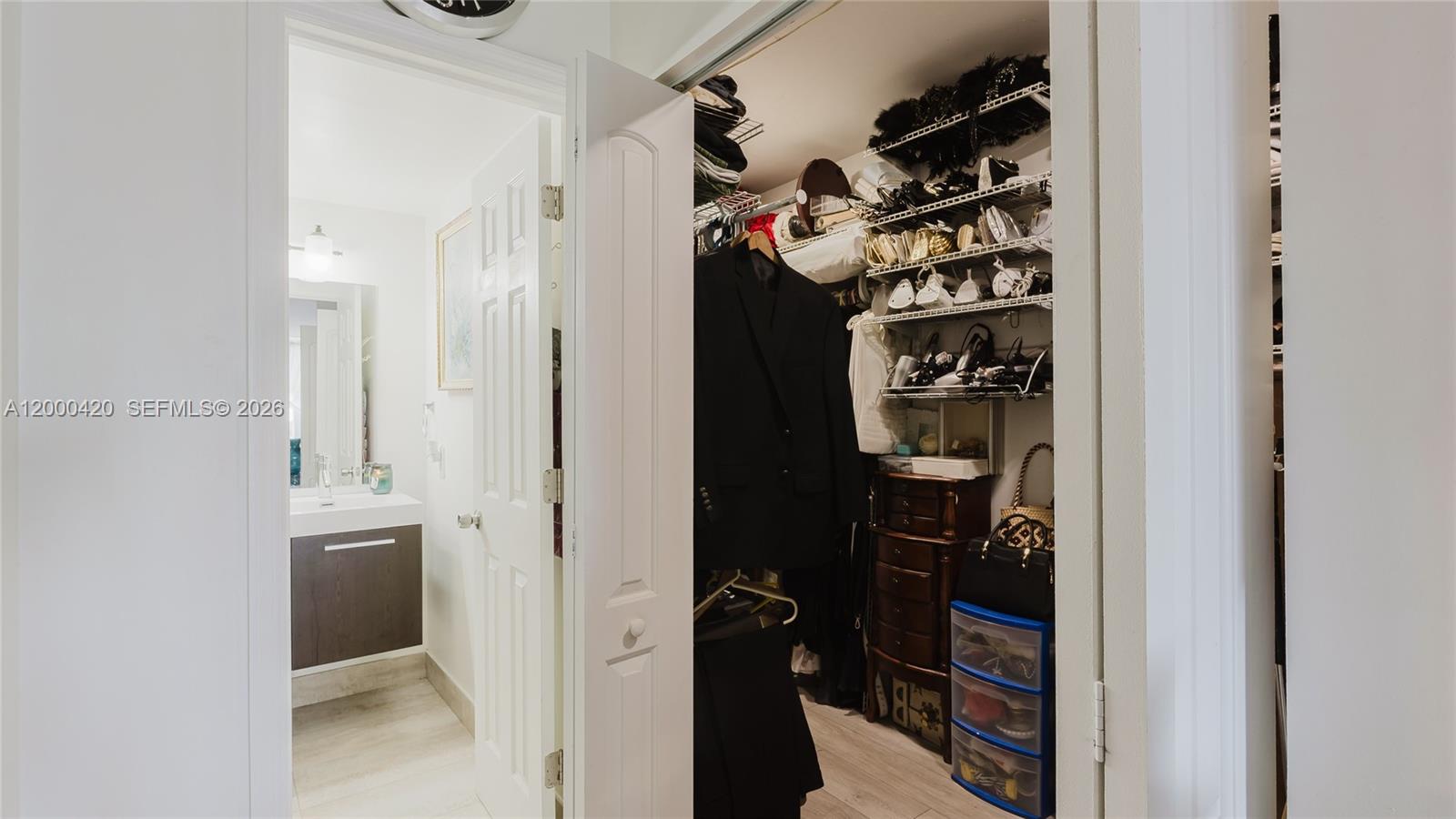 HILLCREST EAST NO 25 COND - Residential