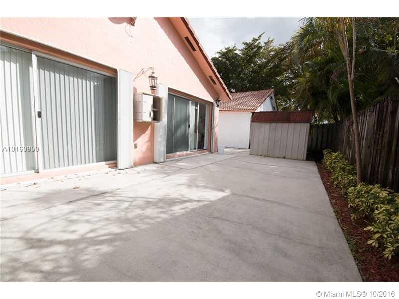 Turtle Run At Lakes Palm - Residential Lease