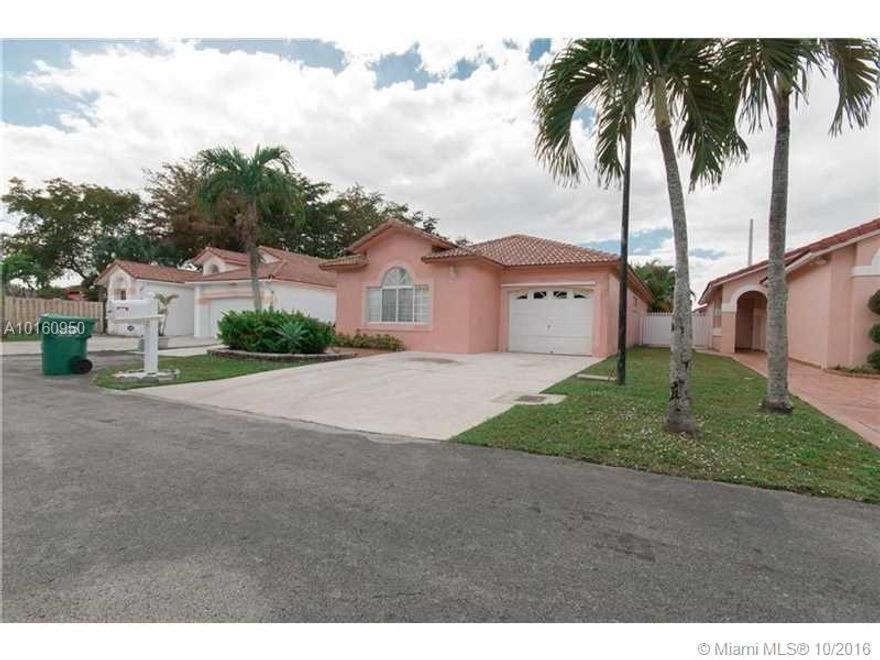 Beautiful house for rent in Miami Lakes. Single story home 3 beds and 2 baths w/ one car garage in a gate community.
