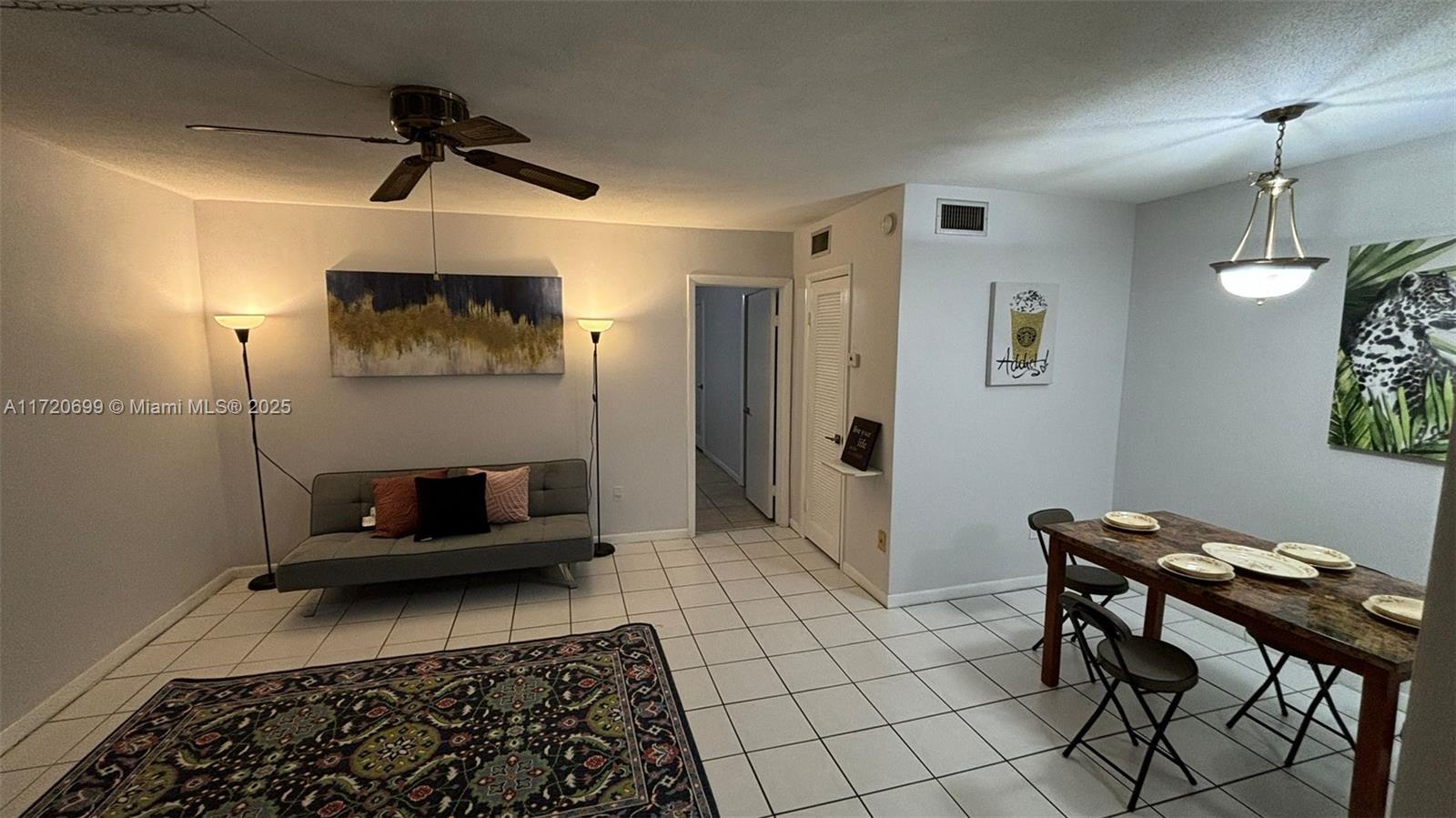 421 Ne 1st St 209, Hallandale Beach, Broward County, Florida - 1 Bedrooms  
1 Bathrooms - 