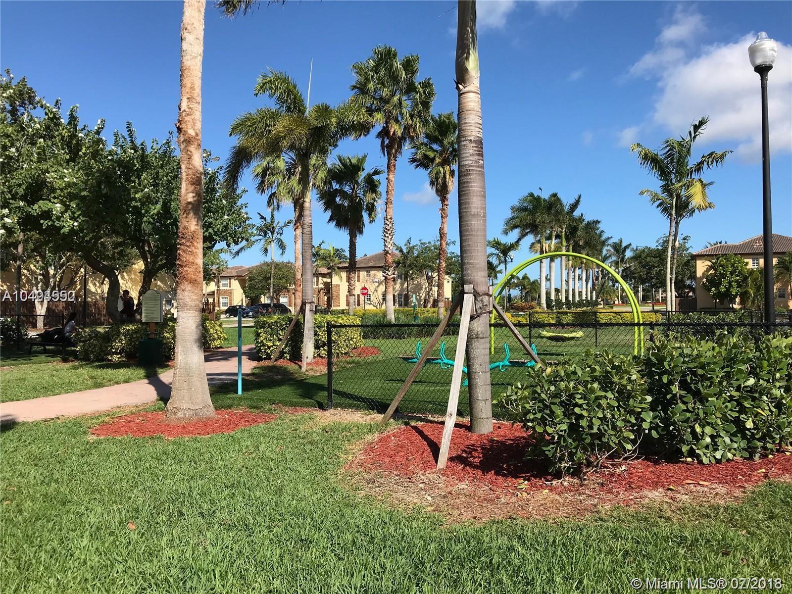 VILLAS AT CARMEL CONDO NO - Residential