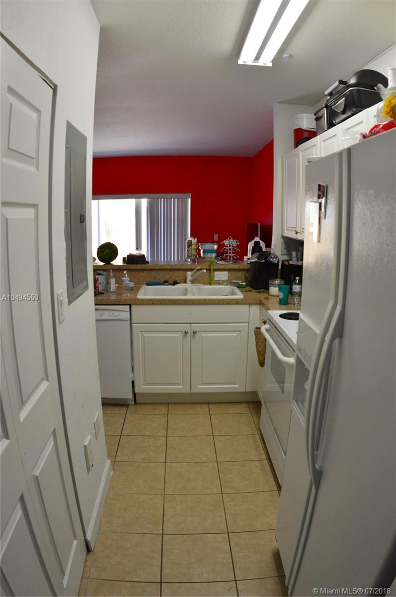 VILLAS AT CARMEL CONDO NO - Residential