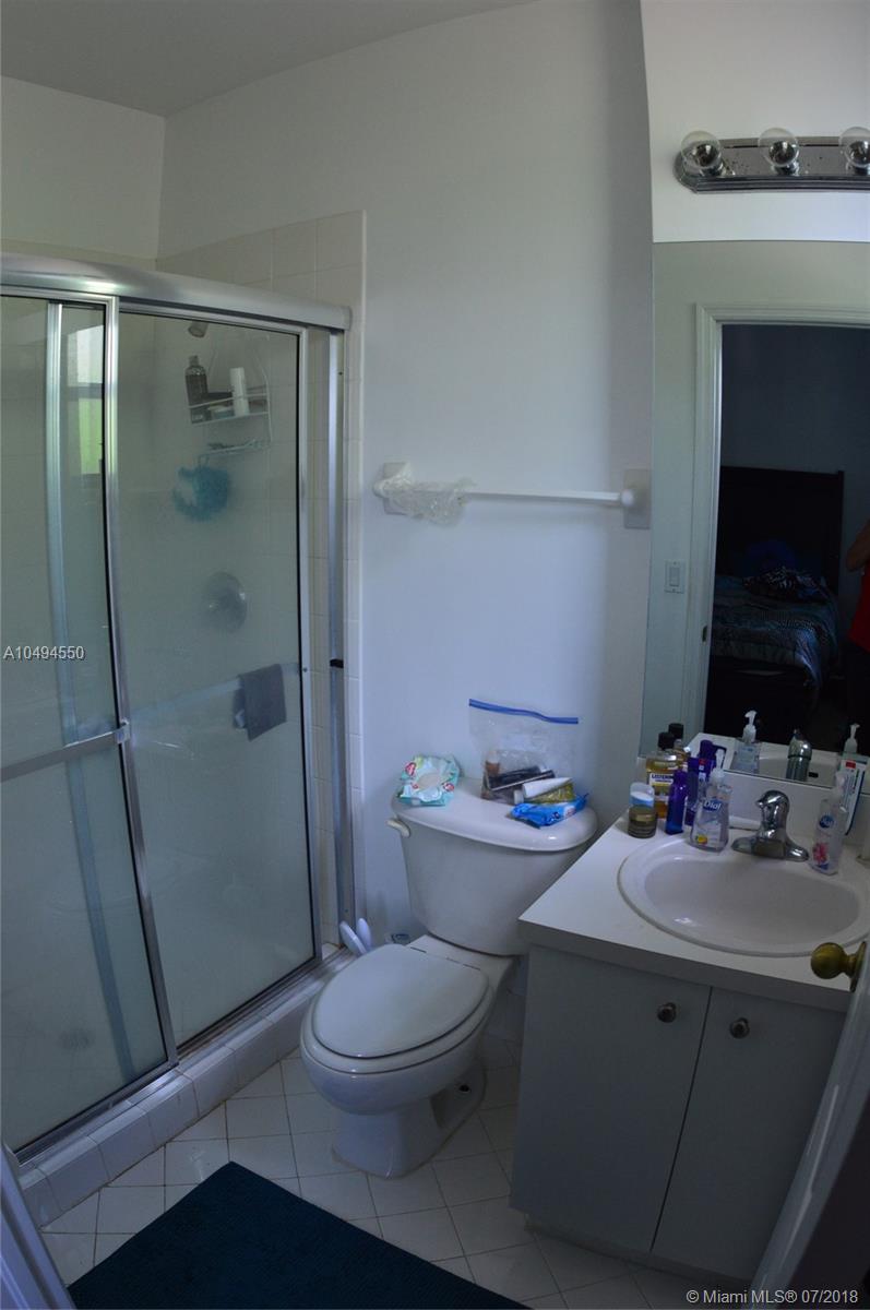 VILLAS AT CARMEL CONDO NO - Residential