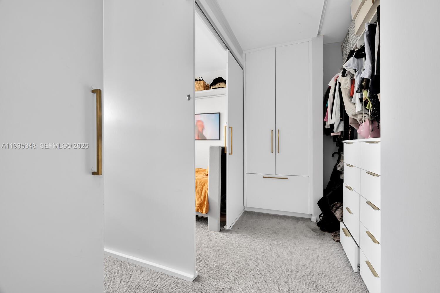 COMMODORE CLUB WEST CONDO - Residential