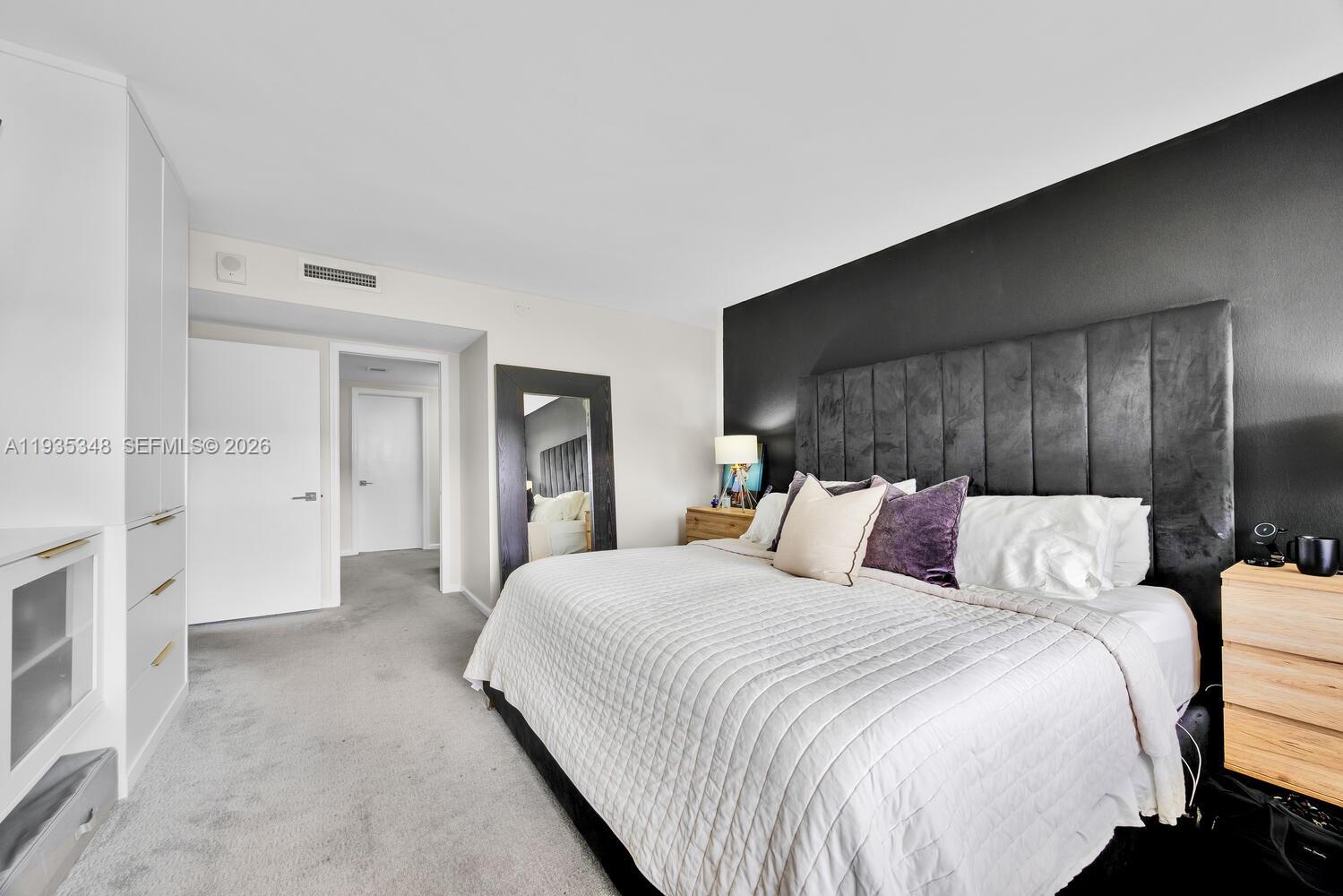 COMMODORE CLUB WEST CONDO - Residential