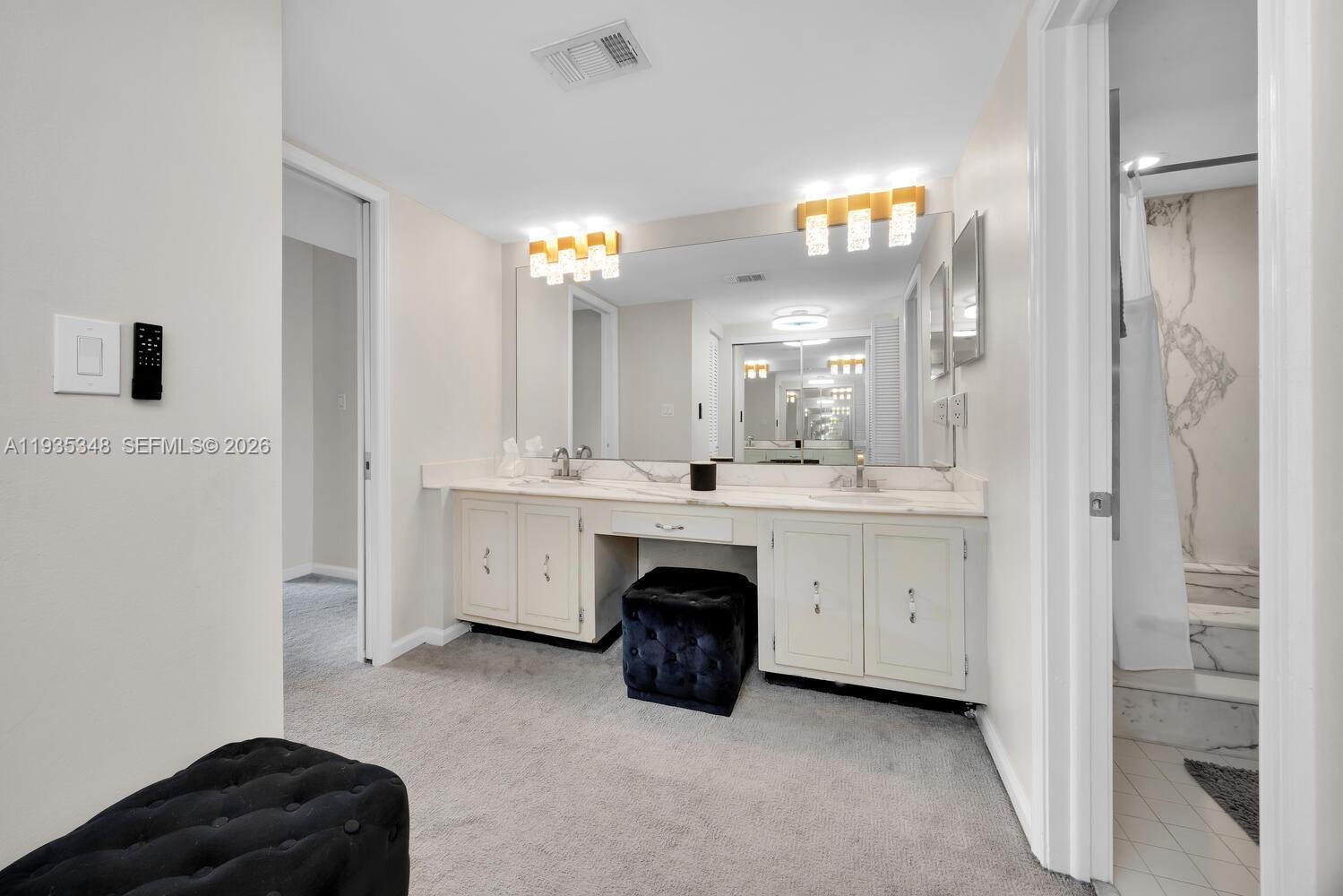 COMMODORE CLUB WEST CONDO - Residential