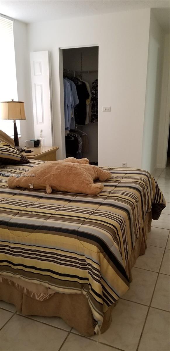 PROMENADE AT KENDALE LAKE - Residential