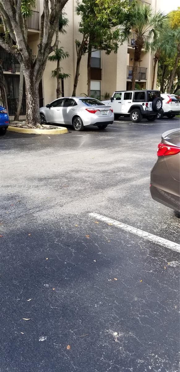 PROMENADE AT KENDALE LAKE - Residential