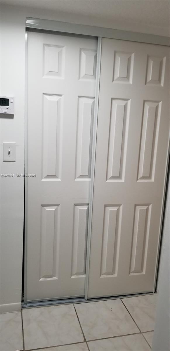 PROMENADE AT KENDALE LAKE - Residential