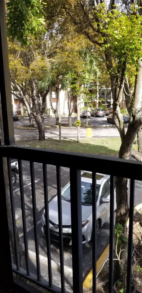 PROMENADE AT KENDALE LAKE - Residential