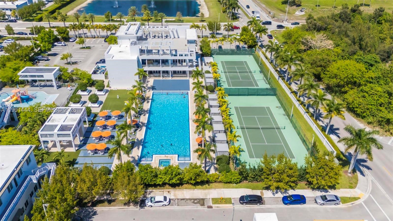 LANDMARK AT DORAL CONDO N - Residential