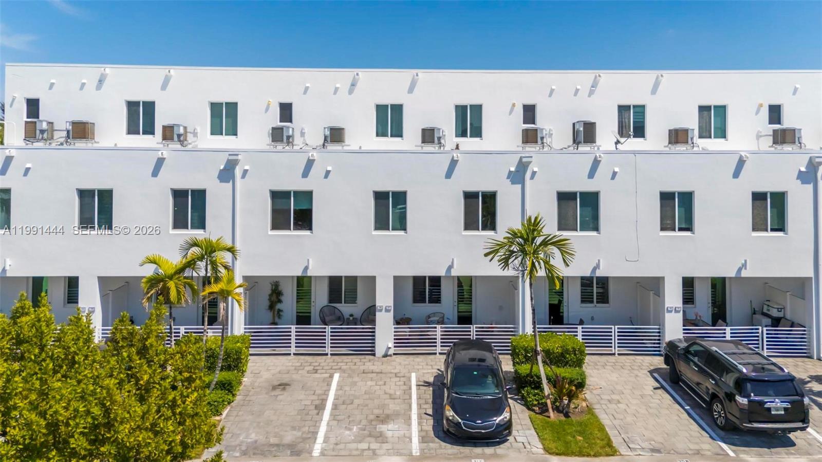 LANDMARK AT DORAL CONDO N - Residential