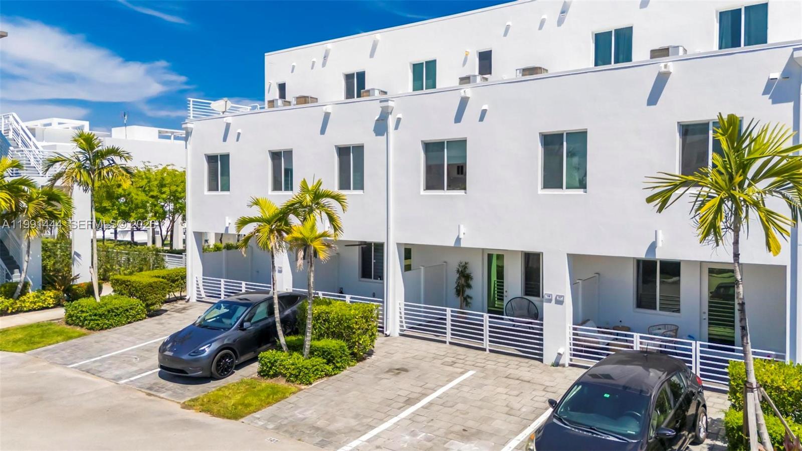 LANDMARK AT DORAL CONDO N - Residential