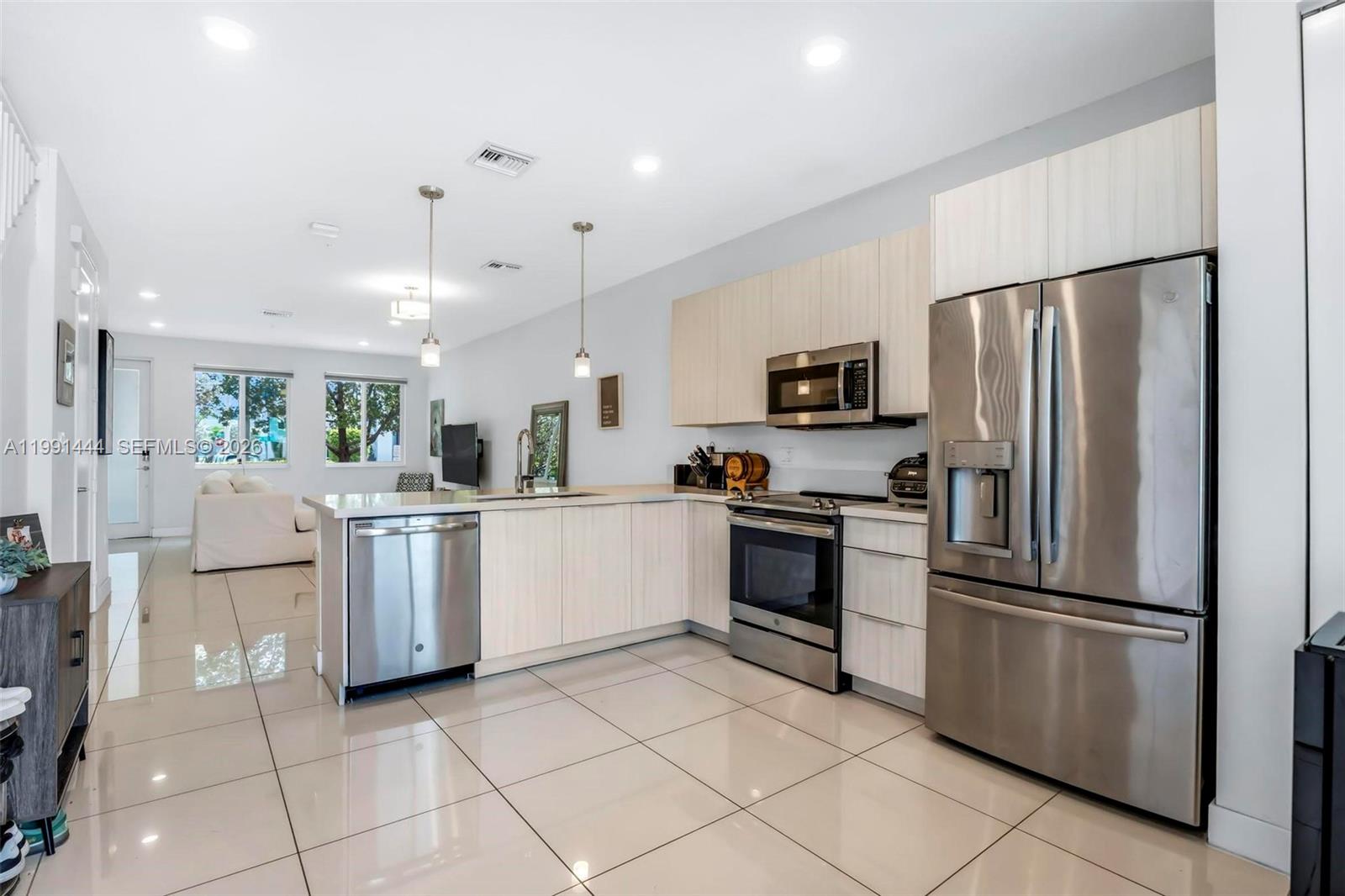 6416 NW 102nd Ct 118