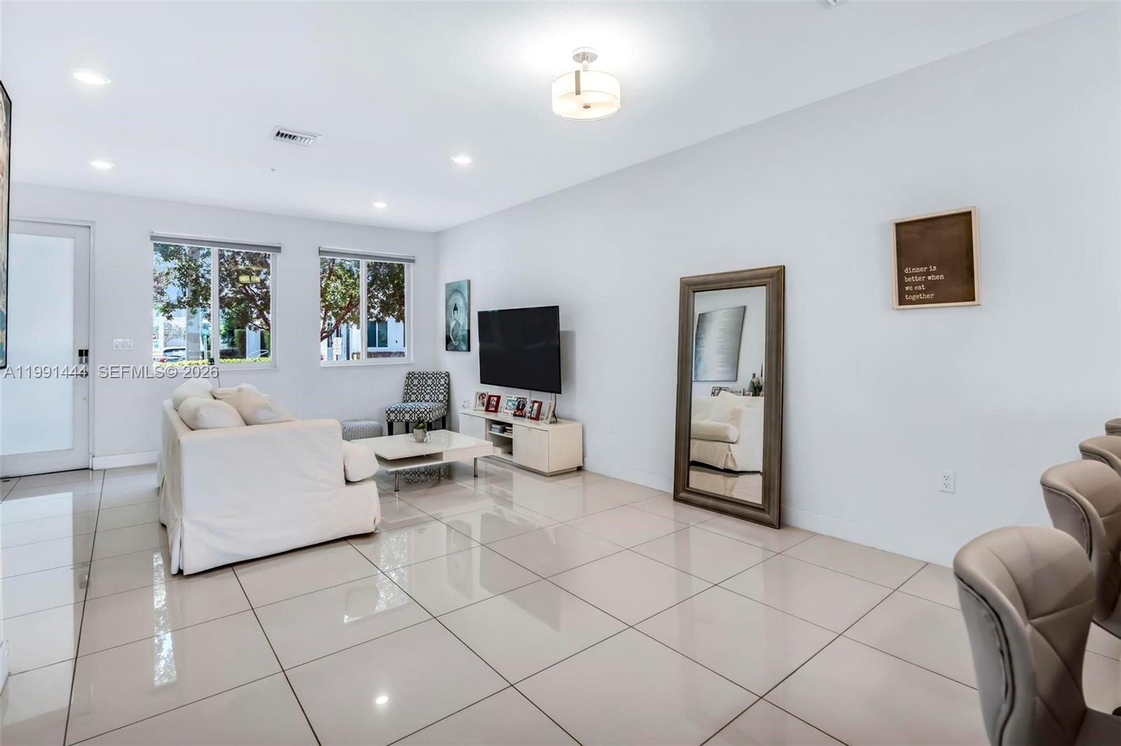 6416 NW 102nd Ct 118