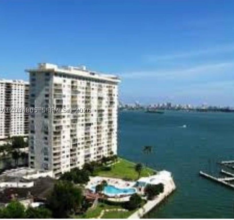 11111 Biscayne Blvd 4D