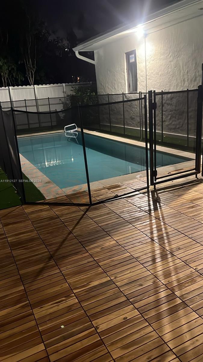 FAIRWAY - Residential