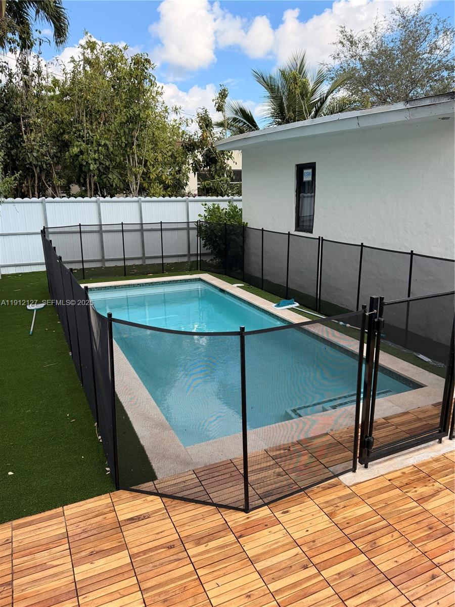 FAIRWAY - Residential