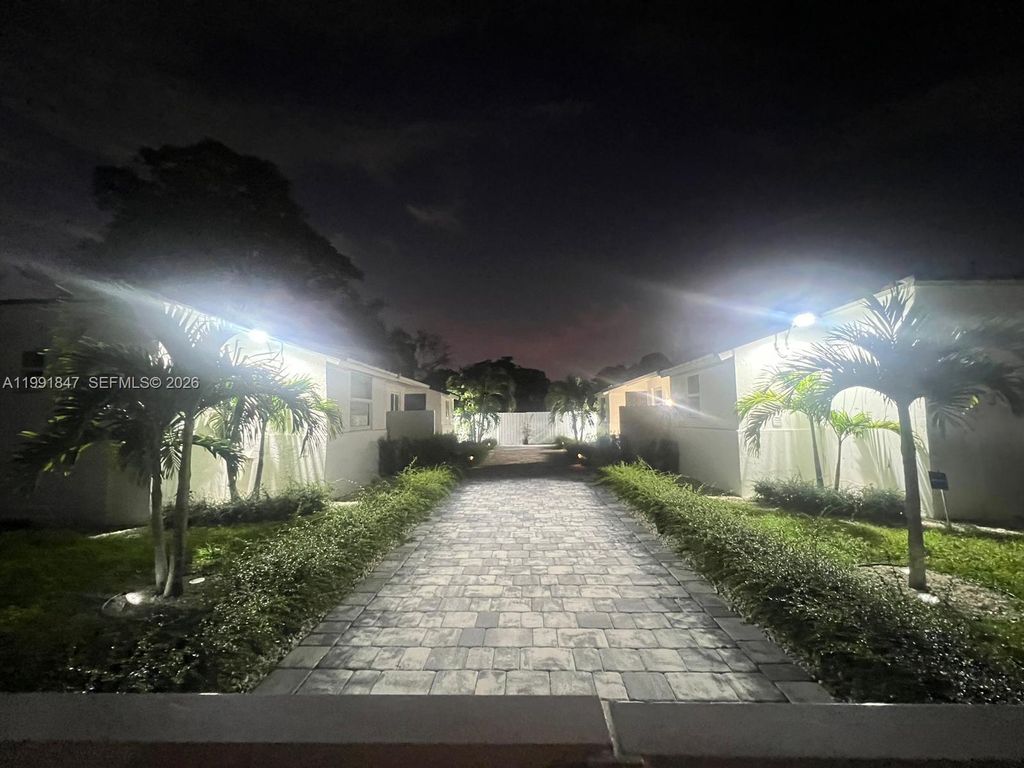 Photo of 2315 Taylor St #1, Hollywood, FL 33020 (MLS # A11991847)