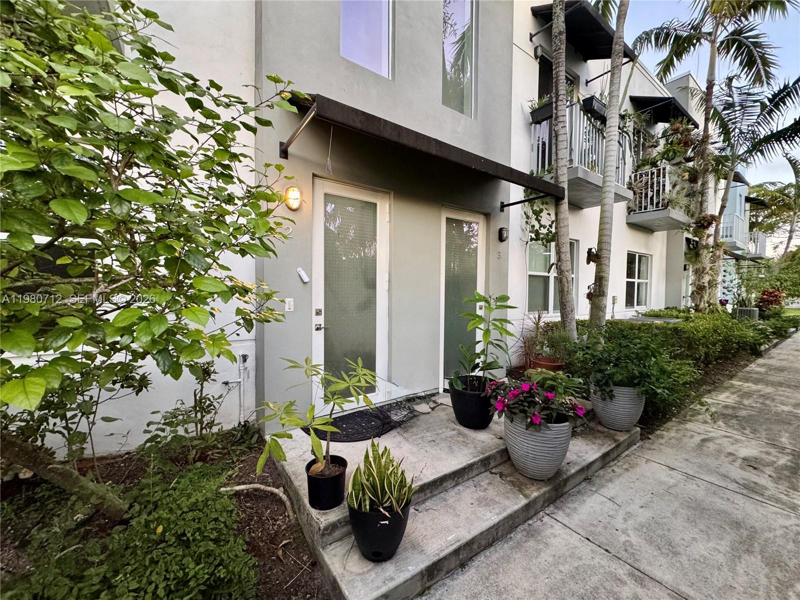 URBAN VILLAGE AT 5TH AVE - Residential Lease