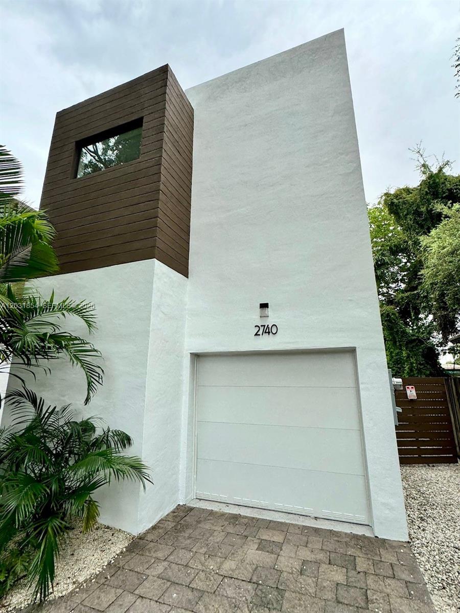 2740 SW 29th Ave 2740