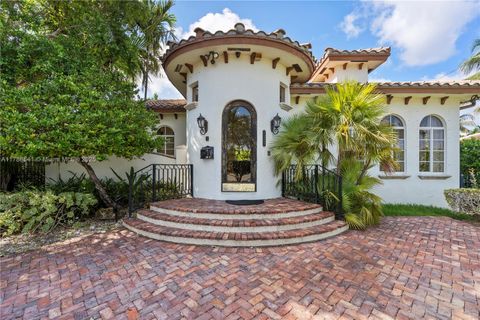 1223 Jackson St Hollywood FL 33019