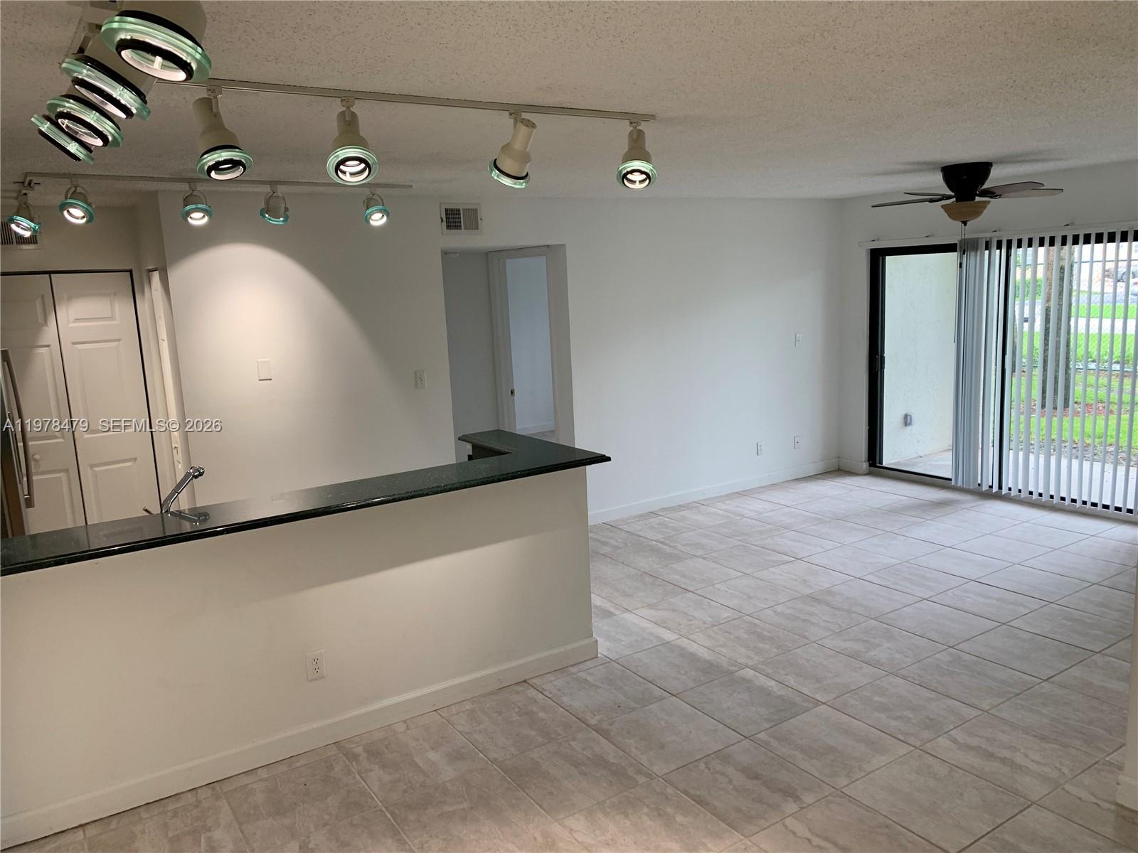 HOLLYWOOD PARC CONDO - Residential Lease