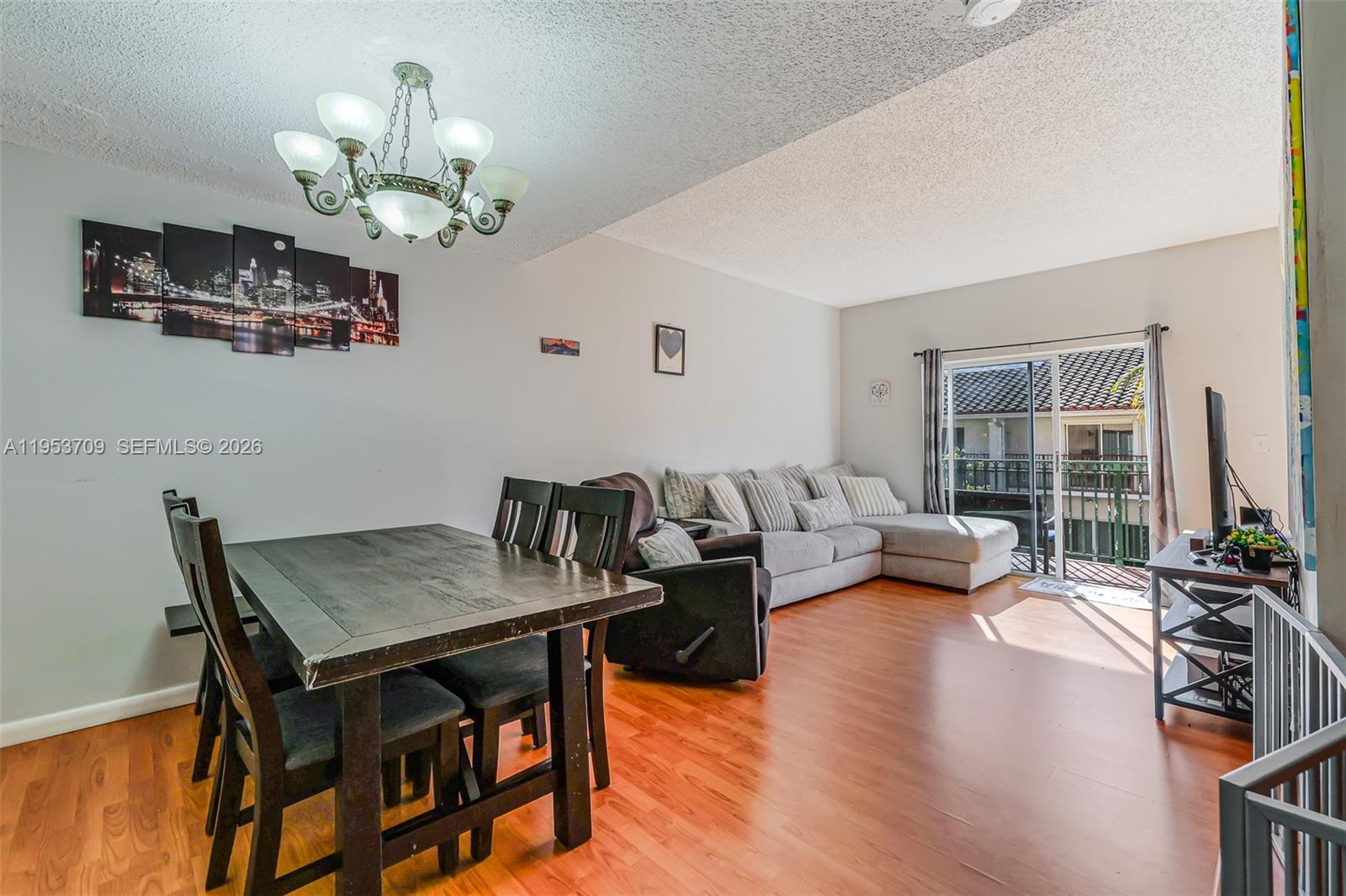 BLOSSOMS AT THE HAMMOCKS - Residential