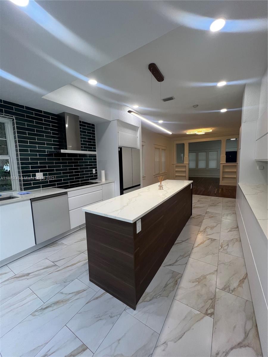 TOWN OF HALLANDALE B-13 - Residential Lease