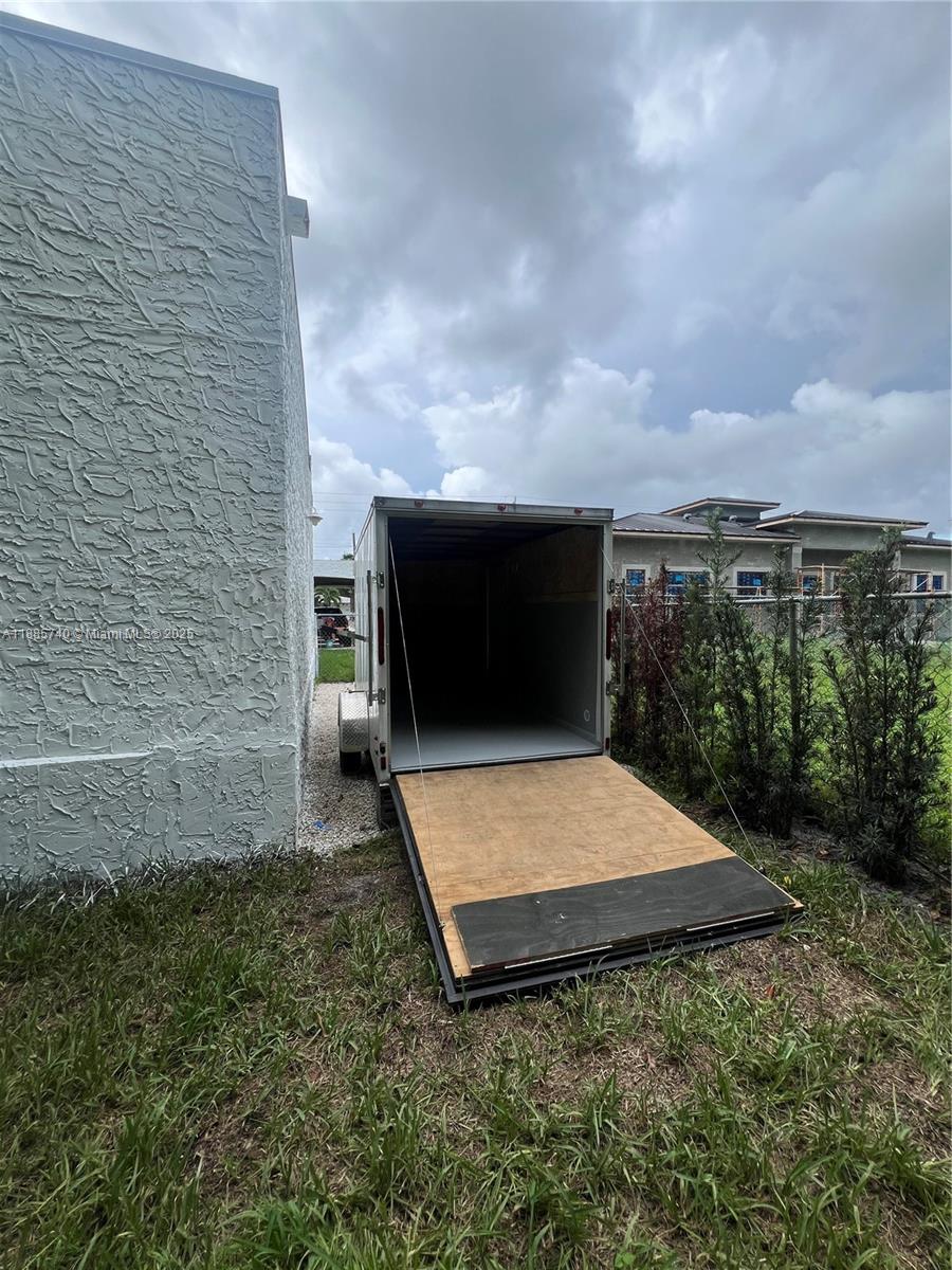 TOWN OF HALLANDALE B-13 - Residential Lease