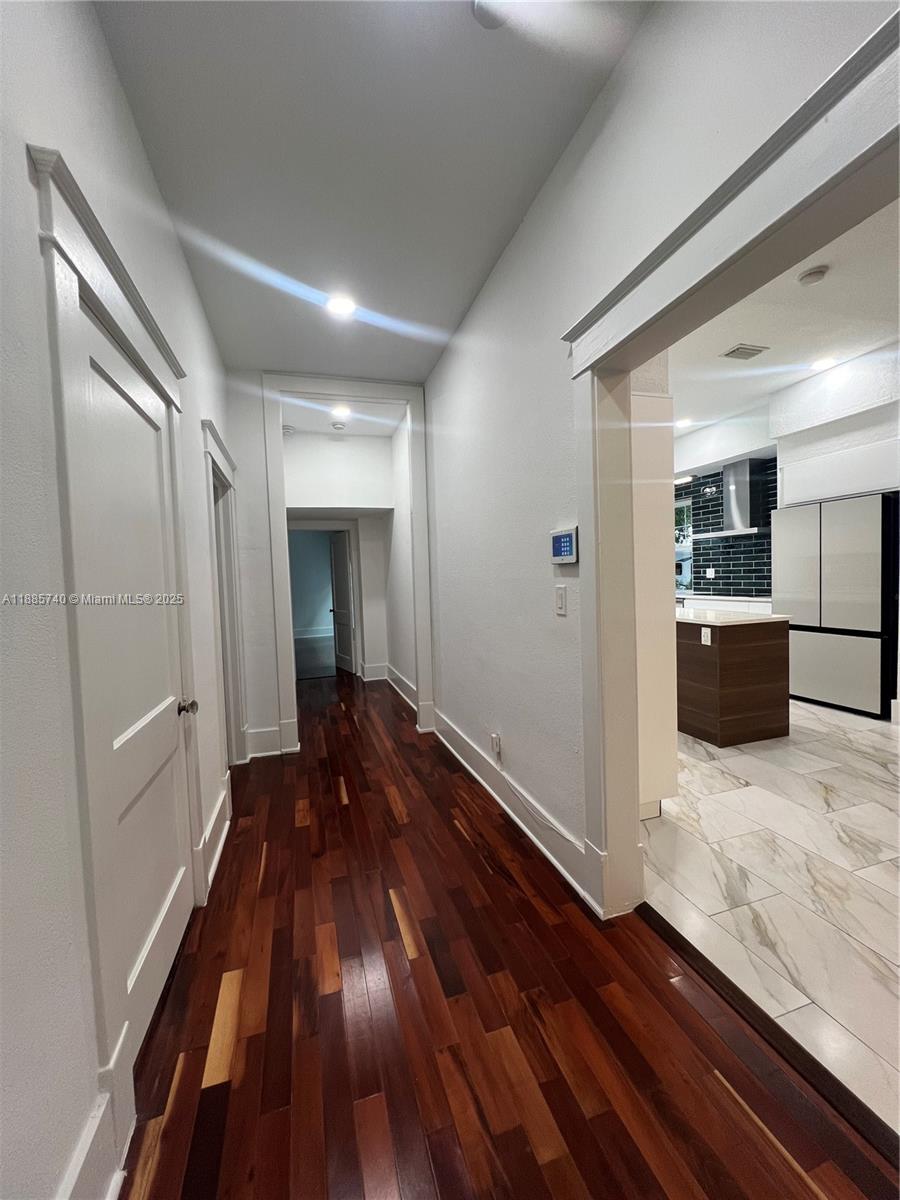 TOWN OF HALLANDALE B-13 - Residential Lease