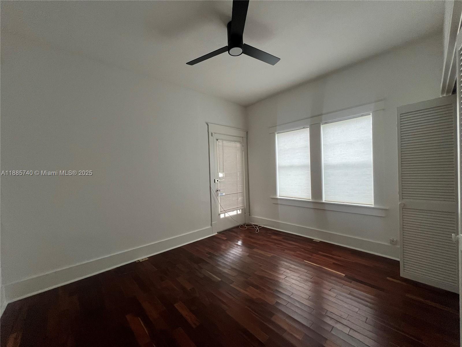 TOWN OF HALLANDALE B-13 - Residential Lease