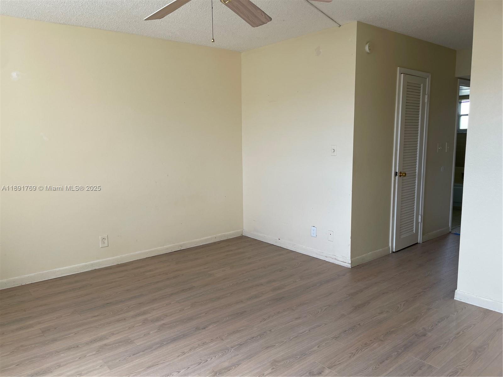 MEADOWBROOK CONDO APTS BL - Residential Lease