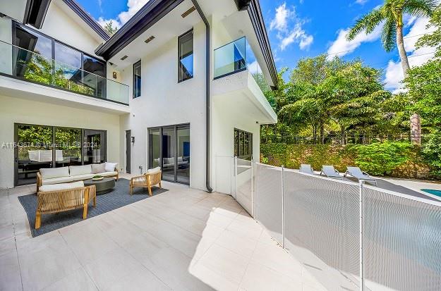 LEAFY WAY - Residential Lease