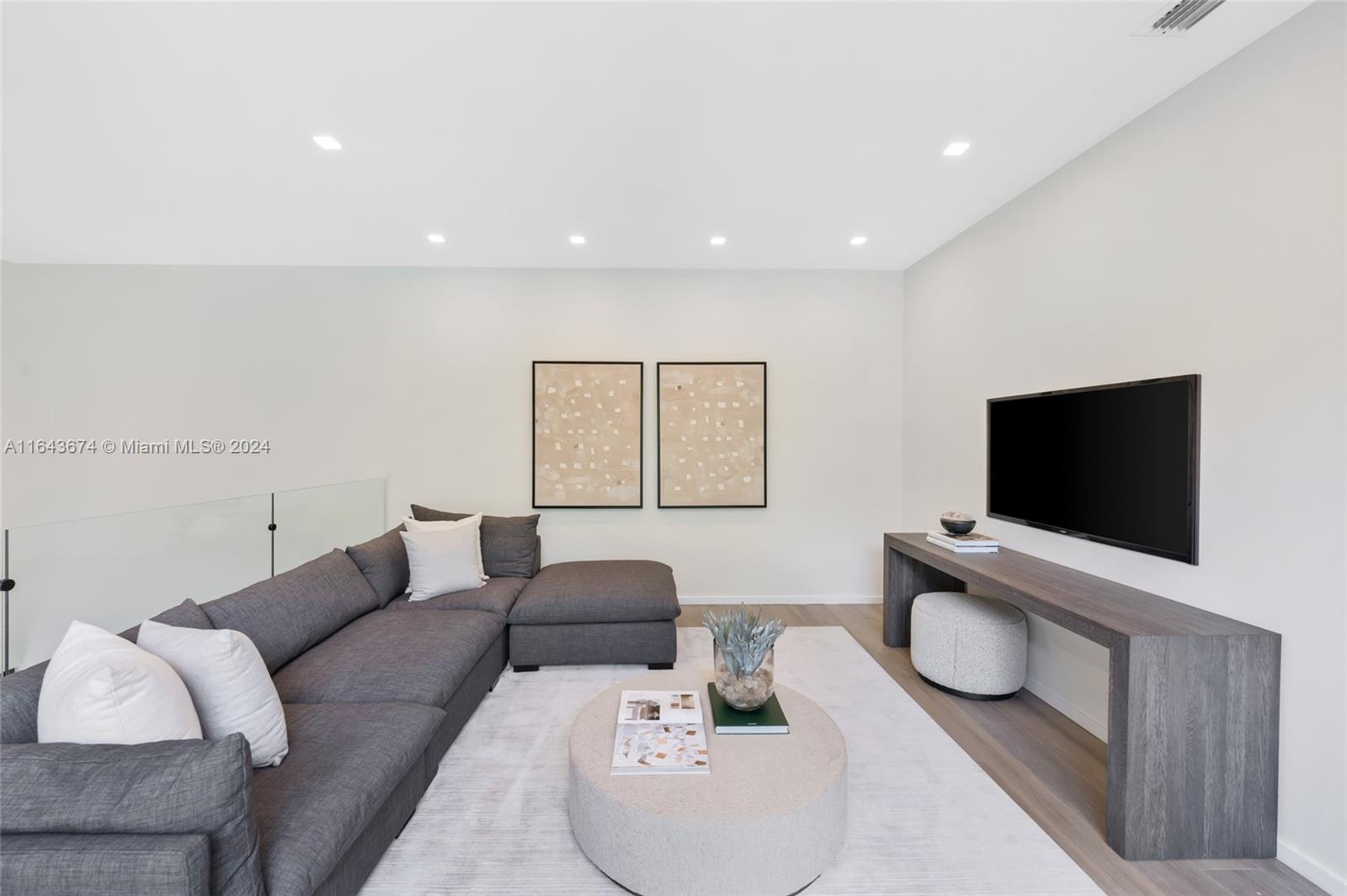 LEAFY WAY - Residential Lease